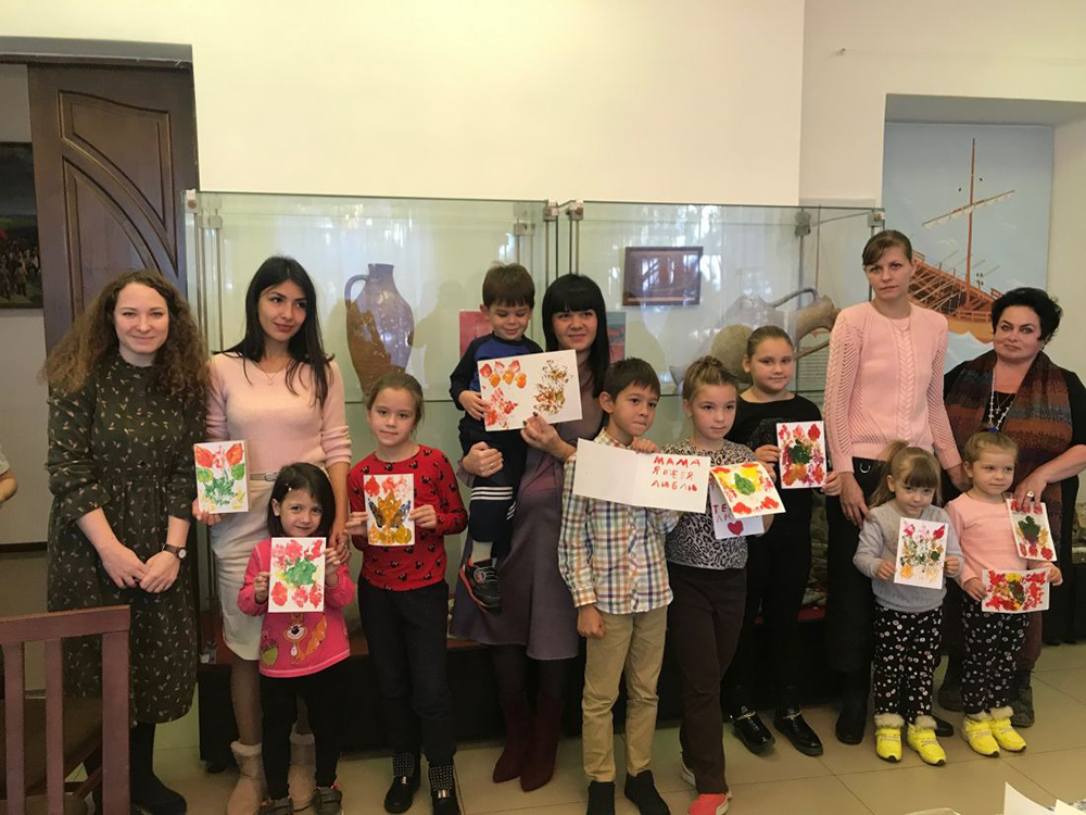 Подарок мамам Анапы от музея